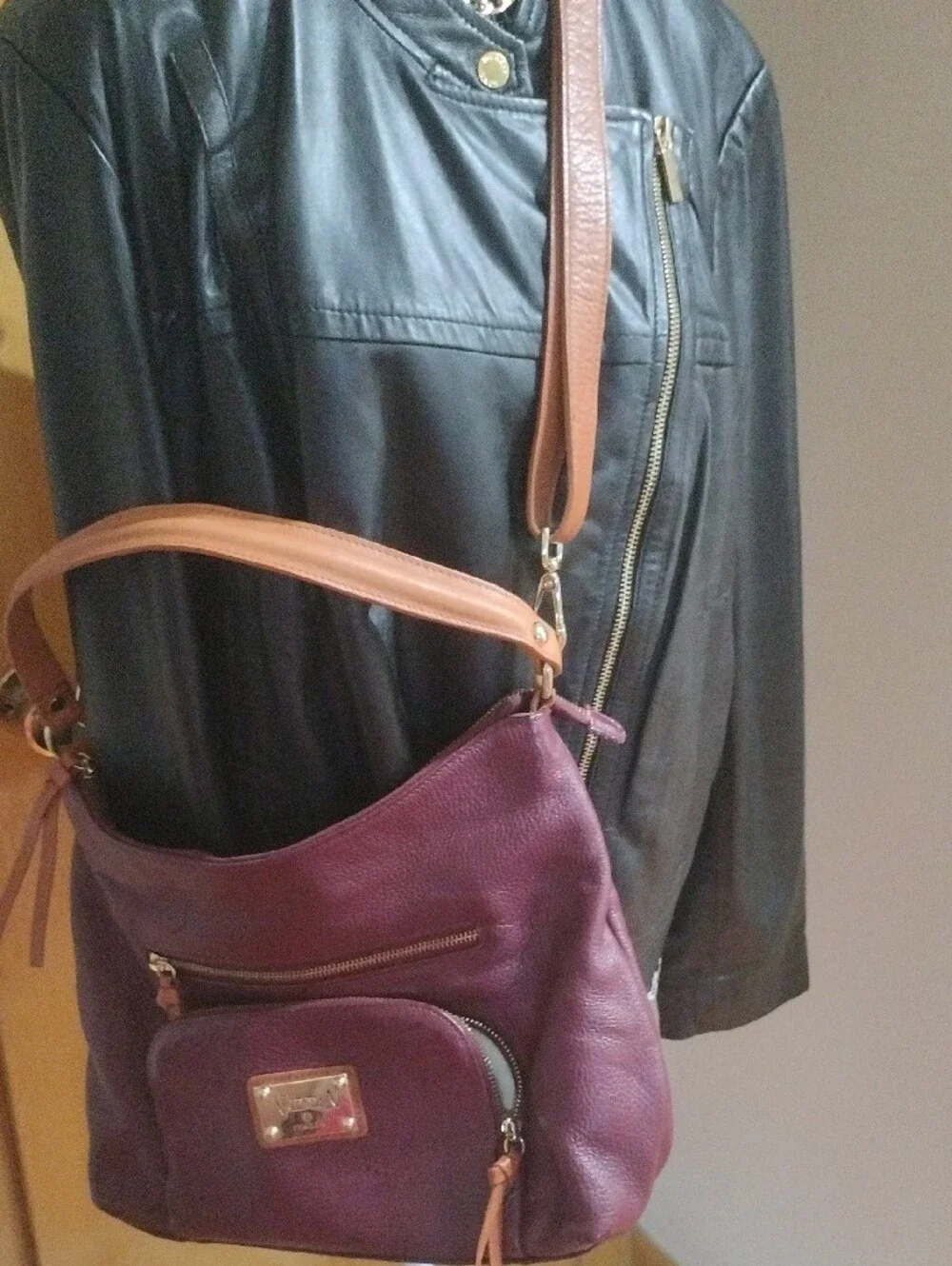 Valentina Italia plum pebbled